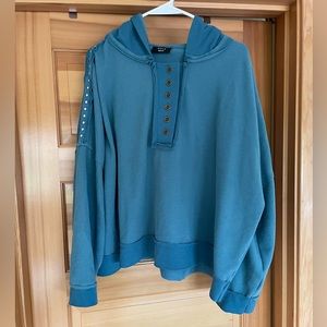 Vici Studded Pullover Hoodie Size Medium